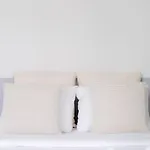 Modern & Bright 1 Bedroom Marina Apartment
