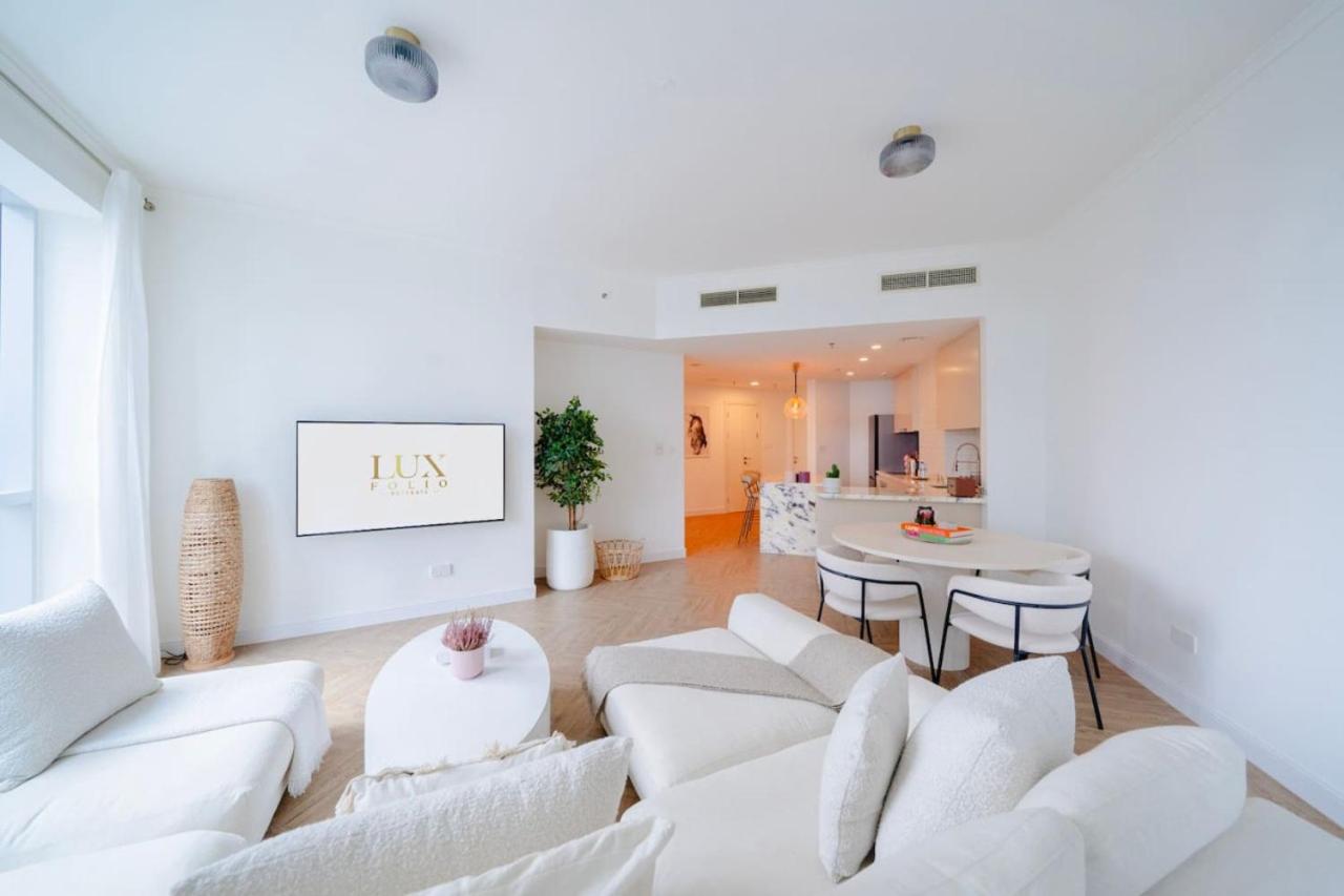Modern & Bright 1 Bedroom Marina Apartment *