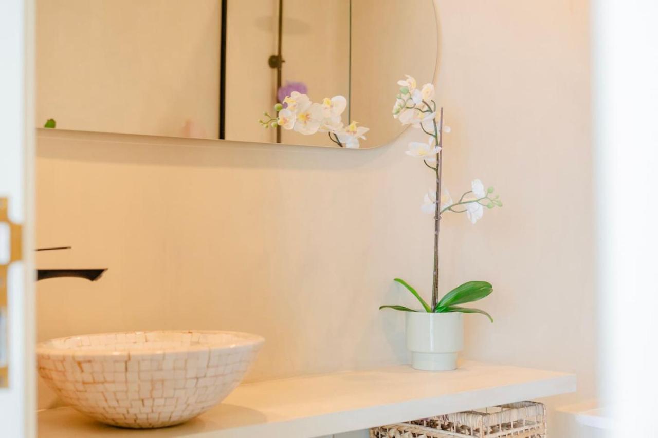 Apartment Modern & Bright 1 Bedroom Marina Dubai