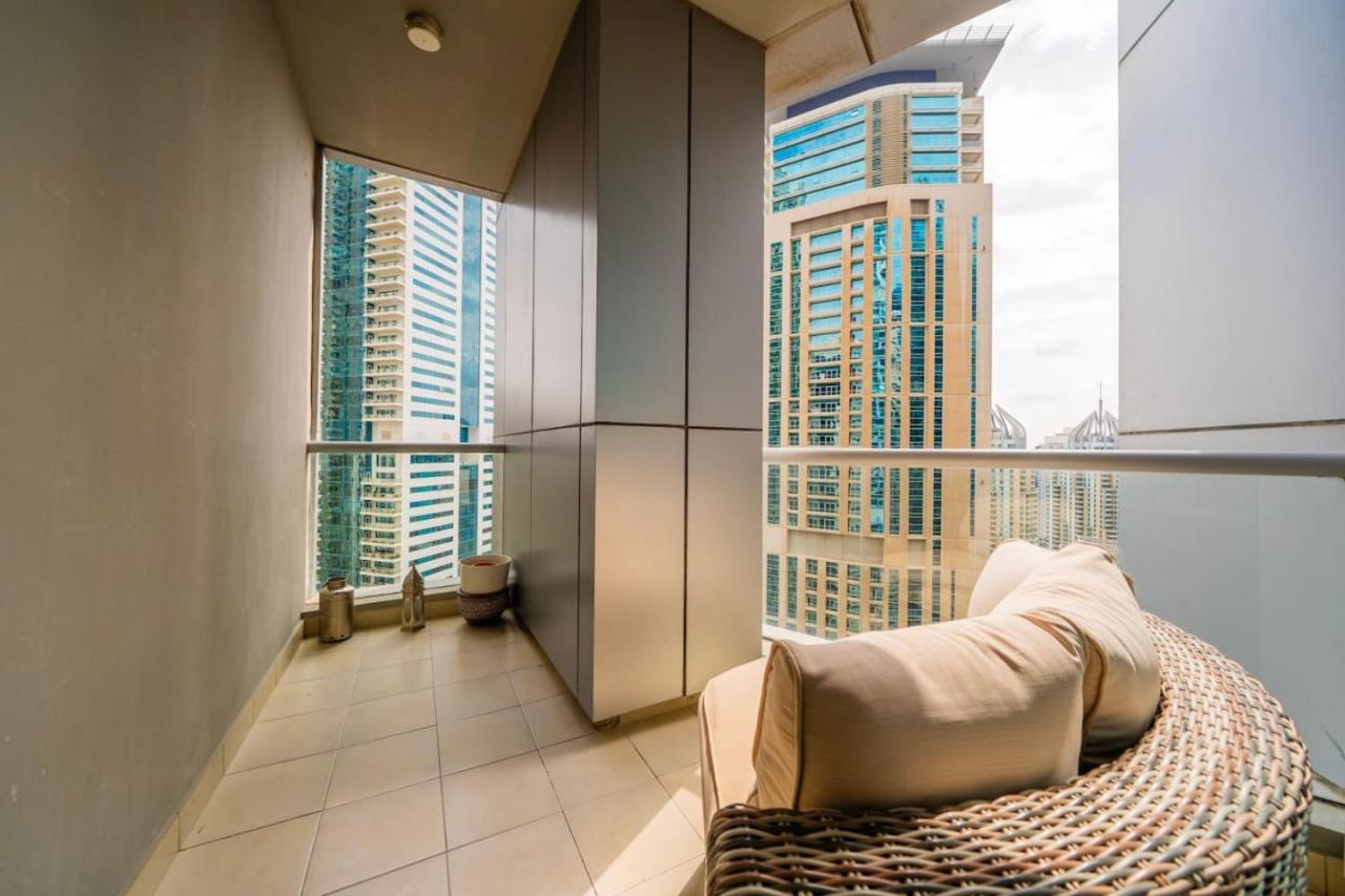 Modern & Bright 1 Bedroom Marina Dubai
